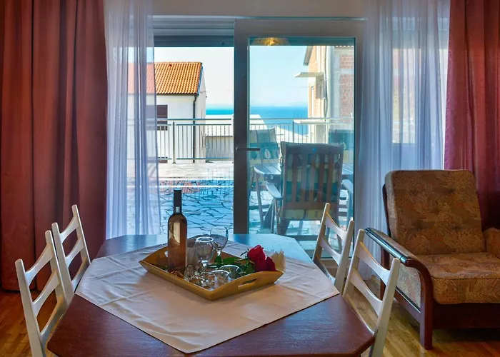Holiday Home Larma