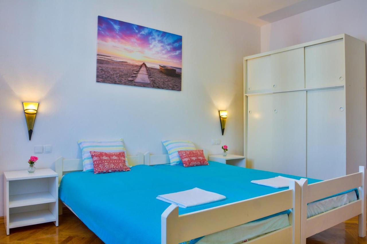 Apartment Larma *