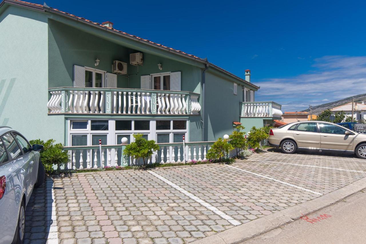 Larma Appartement *